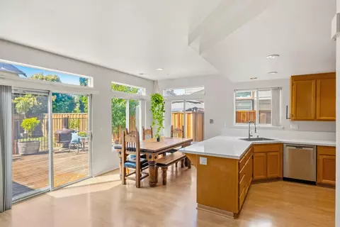 Kitchen - 1920 Constitution Blvd 20, Salinas, CA 93905 photo 1 of 2