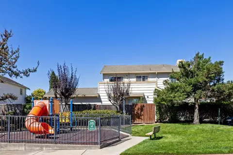 Exterior - 1920 Constitution Blvd 20, Salinas, CA 93905 photo 11 of 11