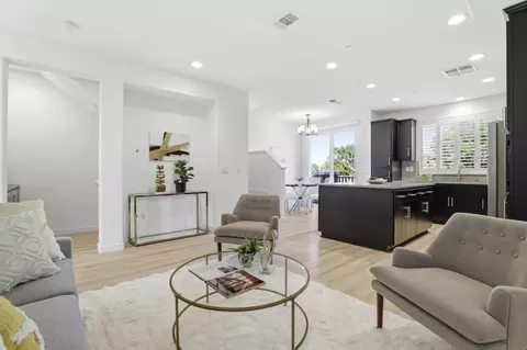 968 Almaden Ln, San Jose, CA 95125