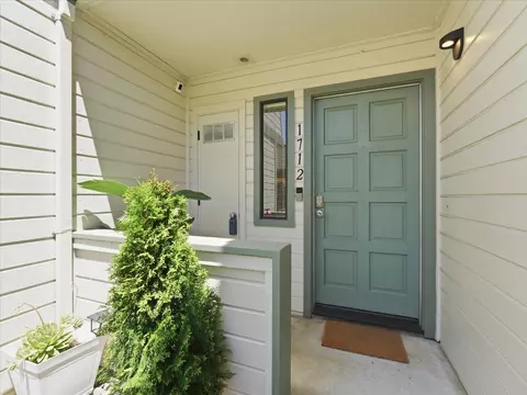 1712 Barrington Ct, Santa Cruz, CA 95065