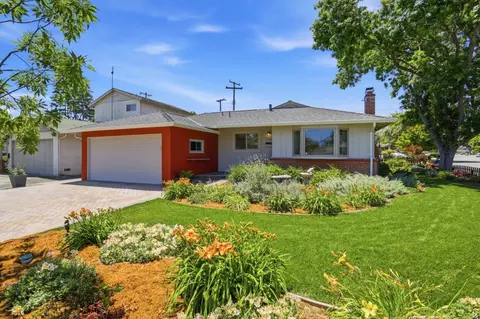 2194 Nobili Ave, Santa Clara, CA 95051