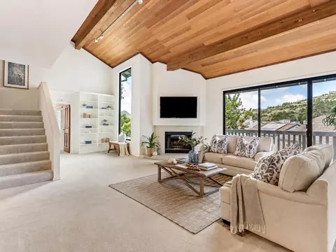 Living - 28088 Barn Ct, Carmel, CA 93923 photo 5 of 10
