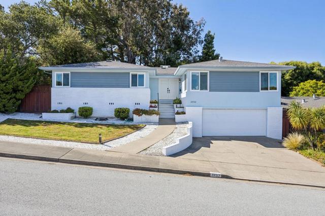 2852 Mariposa Dr, Burlingame, CA 94010