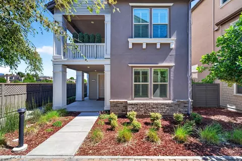 1580 Hidden Creek Ln, Milpitas, CA 95035
