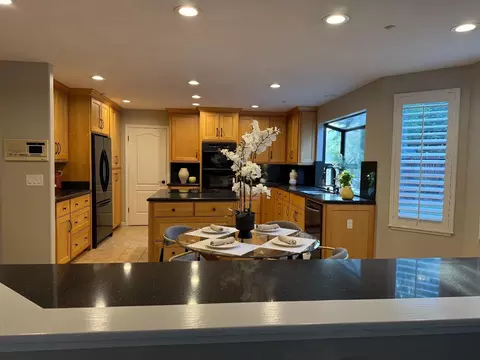 Kitchen - 1814 Kern Loop, Fremont, CA 94539 photo 2 of 2
