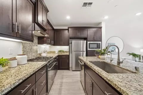 Kitchen - 762 Amalfi Loop, Milpitas, CA 95035 photo 3 of 3