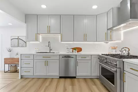 Kitchen - 764 Lexington St, Milpitas, CA 95035 photo 5 of 13
