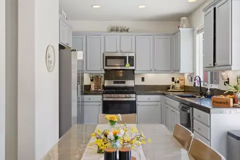 Kitchen - 62 Thomas Ave, Tracy, CA 95391 photo 1 of 5