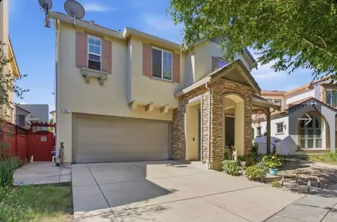 Exterior - 62 Thomas Ave, Tracy, CA 95391 photo 2 of 2