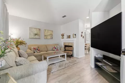 Living - 62 Thomas Ave, Tracy, CA 95391 photo 2 of 2