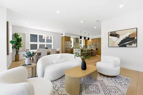 Living - 2753 Mathews St, Berkeley, CA 94702 photo 2 of 3