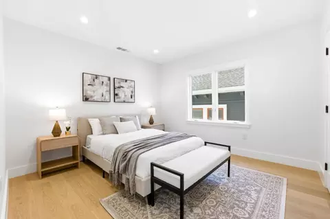 Bedroom - 2753 Mathews St, Berkeley, CA 94702 photo 5 of 7