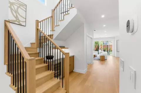 Entry Way - 2753 Mathews St, Berkeley, CA 94702 photo 1 of 6