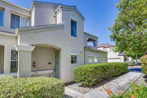 862 Brea Ln, San Jose, CA 95138