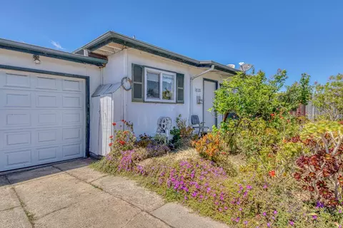 Exterior - 1833 Waring St, Seaside, CA 93955 photo 2 of 6