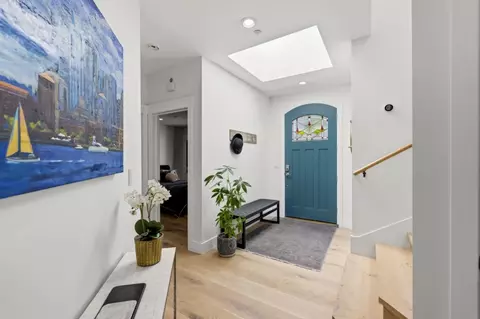 Entry Way - 20 Gordon St, Sausalito, CA 94965 photo 1 of 1