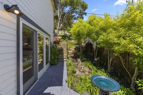 Exterior - 20 Gordon St, Sausalito, CA 94965 photo 8 of 16