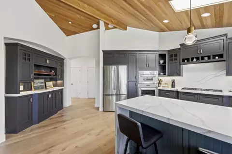 Kitchen - 20 Gordon St, Sausalito, CA 94965 photo 3 of 8