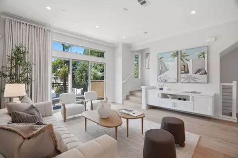 2330 Rock St, Mountain View, CA 94043