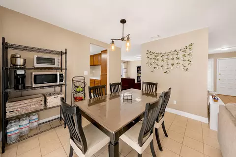 Dining - 1812 Dorset Ln, Modesto, CA 95355 photo 1 of 3