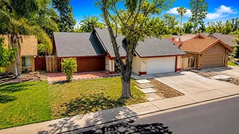 View/Area - 1812 Dorset Ln, Modesto, CA 95355 photo 2 of 6