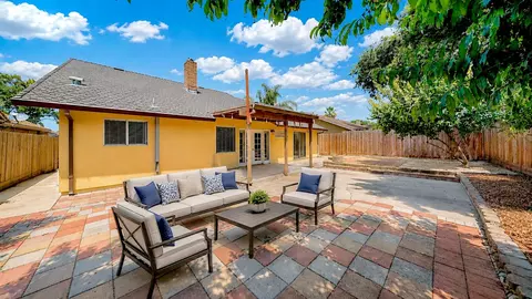 Exterior - 1812 Dorset Ln, Modesto, CA 95355 photo 8 of 16