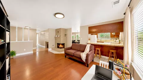 Living - 1812 Dorset Ln, Modesto, CA 95355 photo 2 of 3