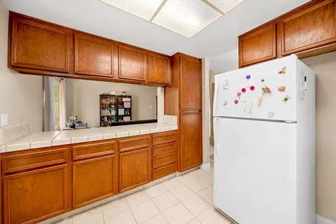 Kitchen - 1812 Dorset Ln, Modesto, CA 95355 photo 3 of 3