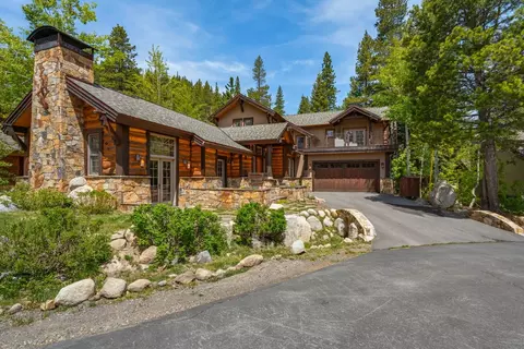 107 Shoshone Ct, Olympic Valley, CA 96146