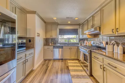 Kitchen - 1066 Eagle Dr, Salinas, CA 93905 photo 3 of 3