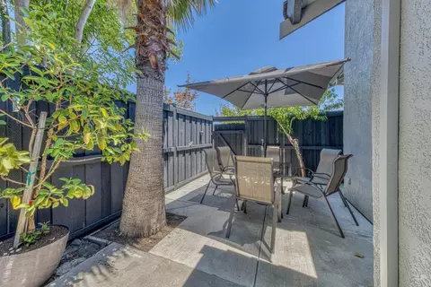 Exterior - 1066 Eagle Dr, Salinas, CA 93905 photo 3 of 10