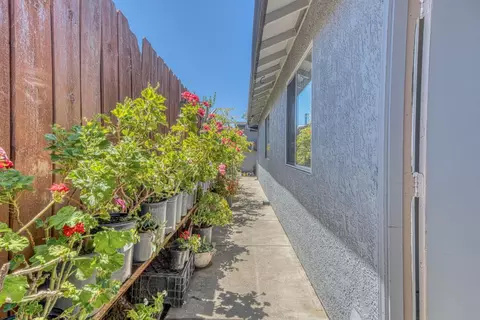 Exterior - 1066 Eagle Dr, Salinas, CA 93905 photo 10 of 10