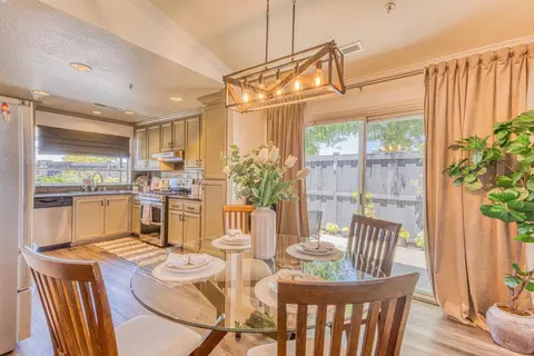 Dining - 1066 Eagle Dr, Salinas, CA 93905 photo 2 of 2