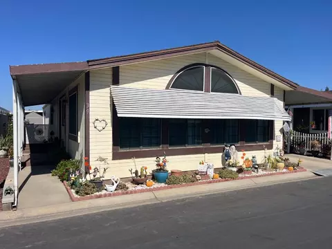 500 N Tully Rd 39, Turlock, CA 95380