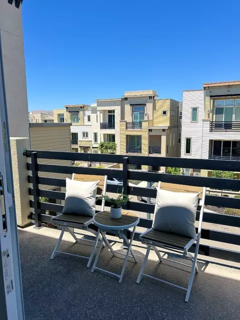 Exterior - 5806 Huntley Ave, Dublin, CA 94568 photo 4 of 7