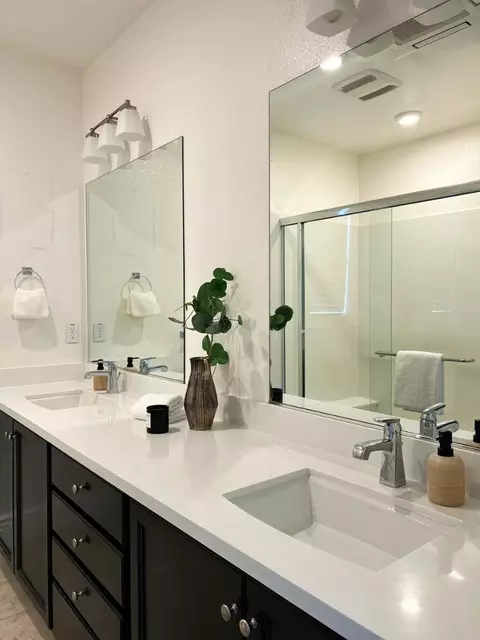 Bath - 5806 Huntley Ave, Dublin, CA 94568 photo 1 of 4