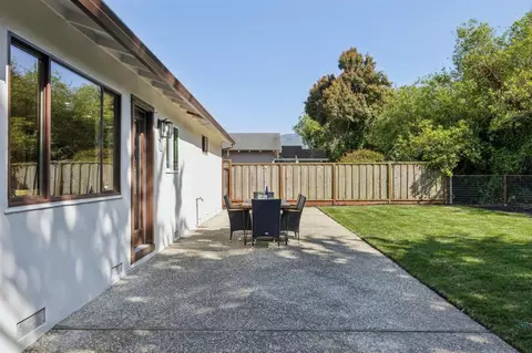 Exterior - 1404 Flores Dr, Pacifica, CA 94044 photo 5 of 8