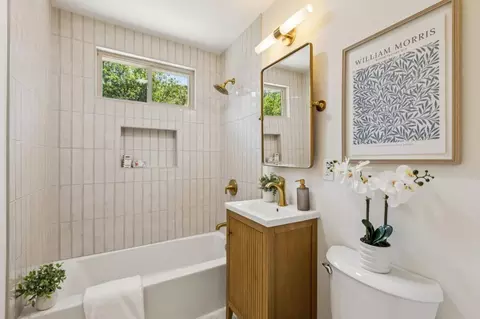 Bath - 1404 Flores Dr, Pacifica, CA 94044 photo 1 of 1