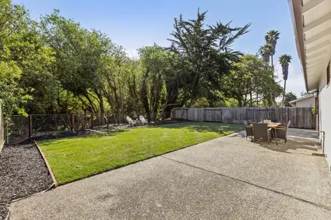 Exterior - 1404 Flores Dr, Pacifica, CA 94044 photo 3 of 8