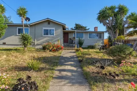 1192 Elm Ave, Seaside, CA 93955