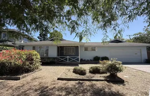 3160 Waverley St, Palo Alto, CA 94306