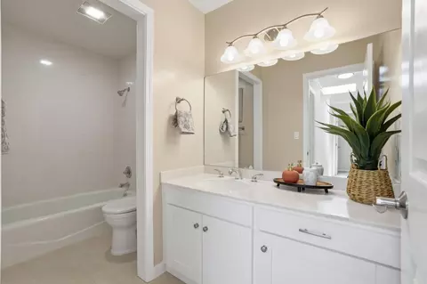 Bath - 555 Palm Ave 307, Millbrae, CA 94030 photo 1 of 3
