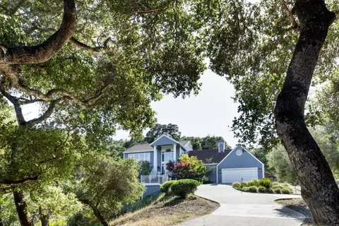 345 Harcross Rd, Woodside, CA 94062