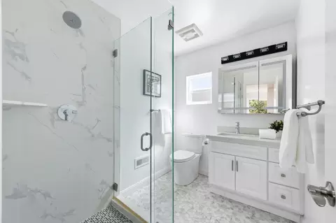 Bath - Undisclosed, Atherton, CA 94027 photo 1 of 6
