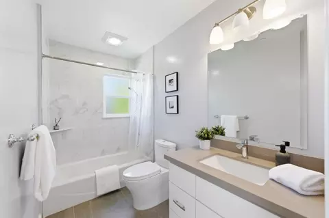 Bath - Undisclosed, Atherton, CA 94027 photo 2 of 6