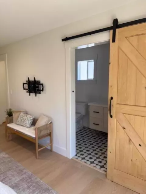 Entry Way - 37029 Olive St, Newark, CA 94560 photo 2 of 2