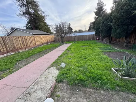 Exterior - 37029 Olive St, Newark, CA 94560 photo 1 of 4