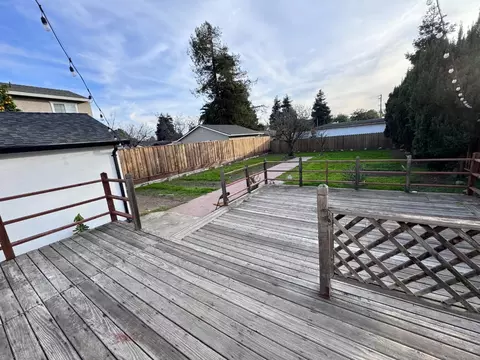 Exterior - 37029 Olive St, Newark, CA 94560 photo 2 of 4