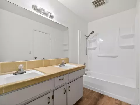 Bath - 3227 Putter Dr, Soquel, CA 95073 photo 1 of 2