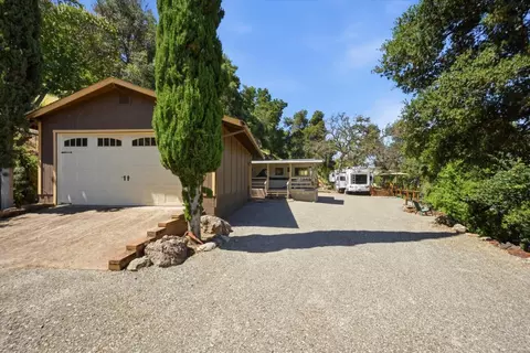 5156 Lake Rd, Lake, CA 95457